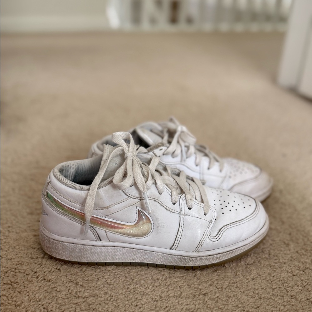 Nike Kids White Sneakers with Iridescent Swoosh